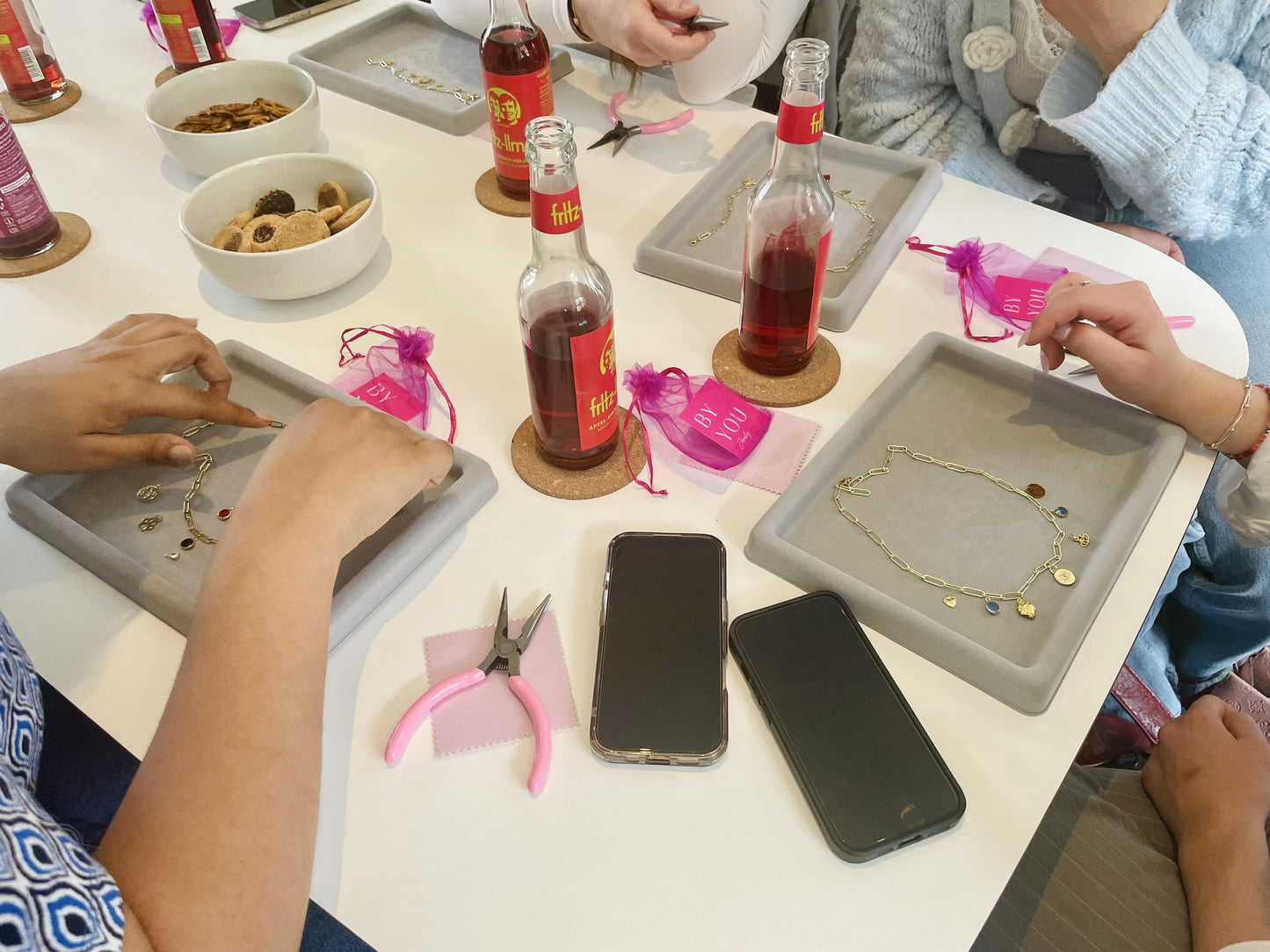 Schmuck Workshop Hannover: Gestalte deinen eigenen Charm Schmuck